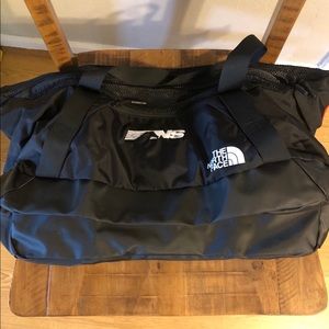 NWT North Face Apex Gym Bag